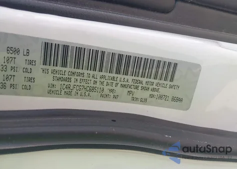 2017 Jeep Grand Cherokee Overland 4X4 z USA, uszkodzony, nr VIN 1C4RJFCG7HC685110